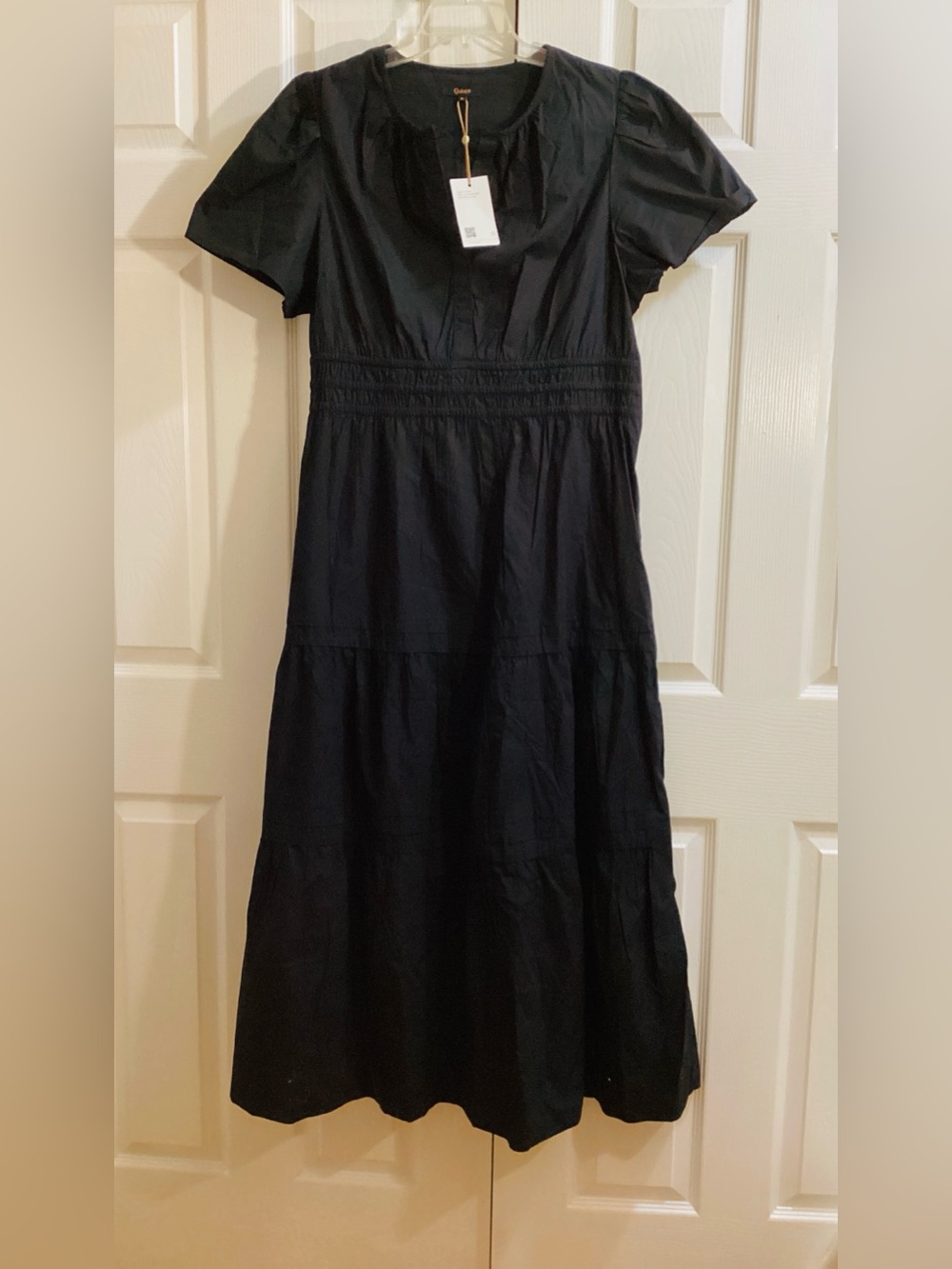 Quince Black Short-Sleeve Tiered Midi Dress